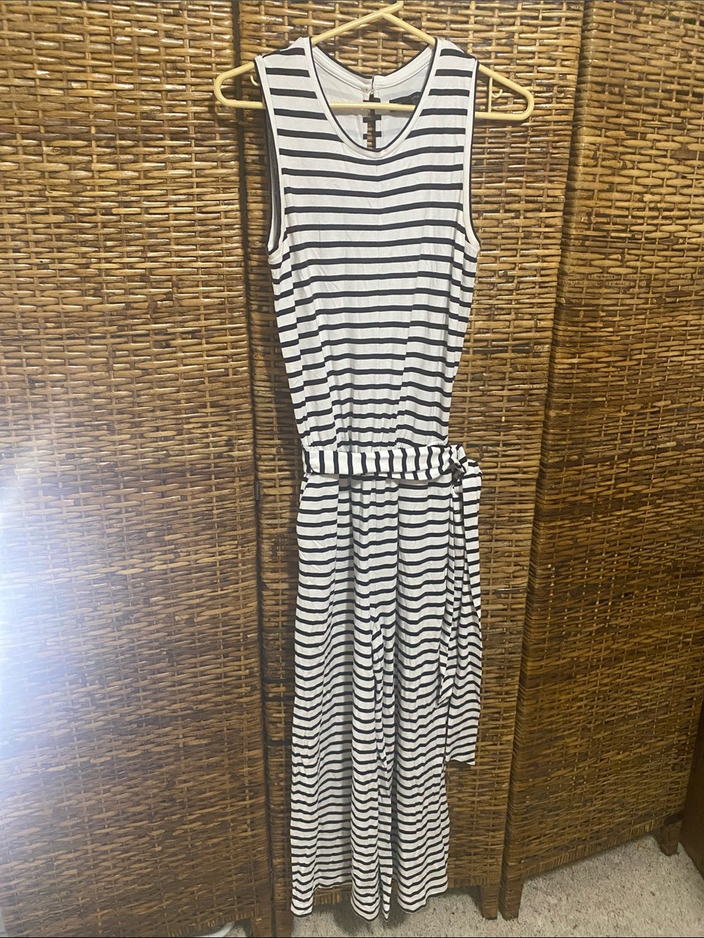 EUC Banana Republic White & Black Stripe Jumpsuit w/pockets 6
